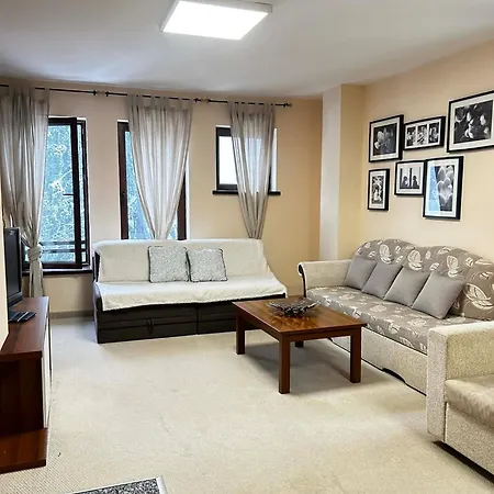 Point A18 アパート