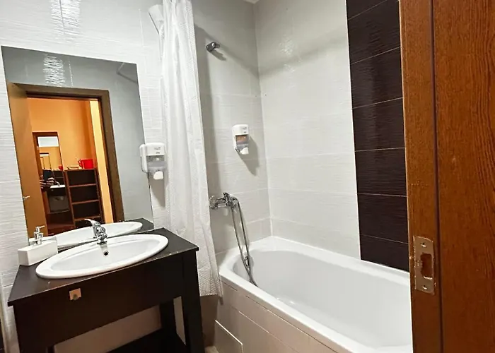 Point A18 * פמפורובו